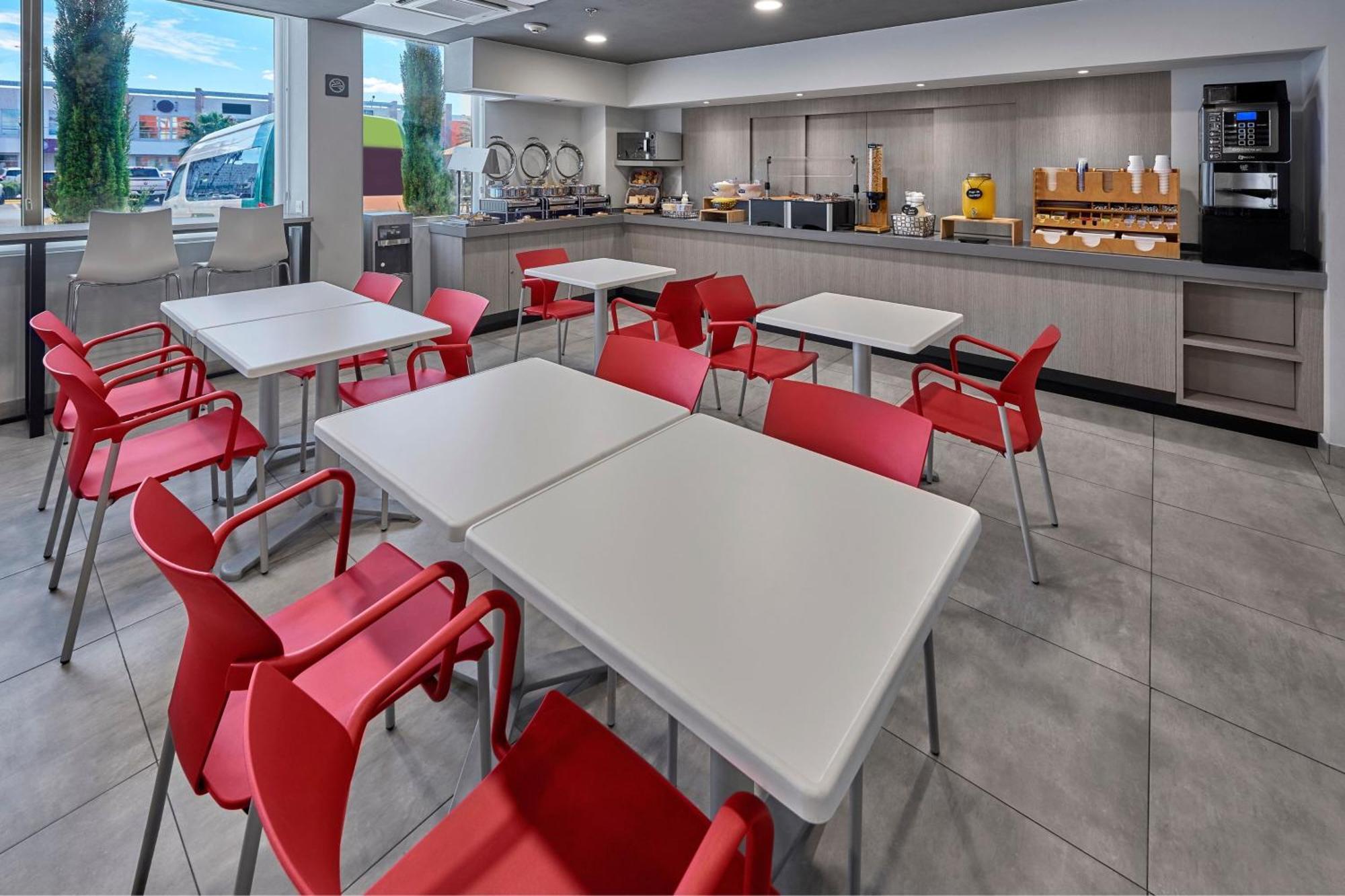 City Express Junior By Marriott Puebla Finsa מראה חיצוני תמונה