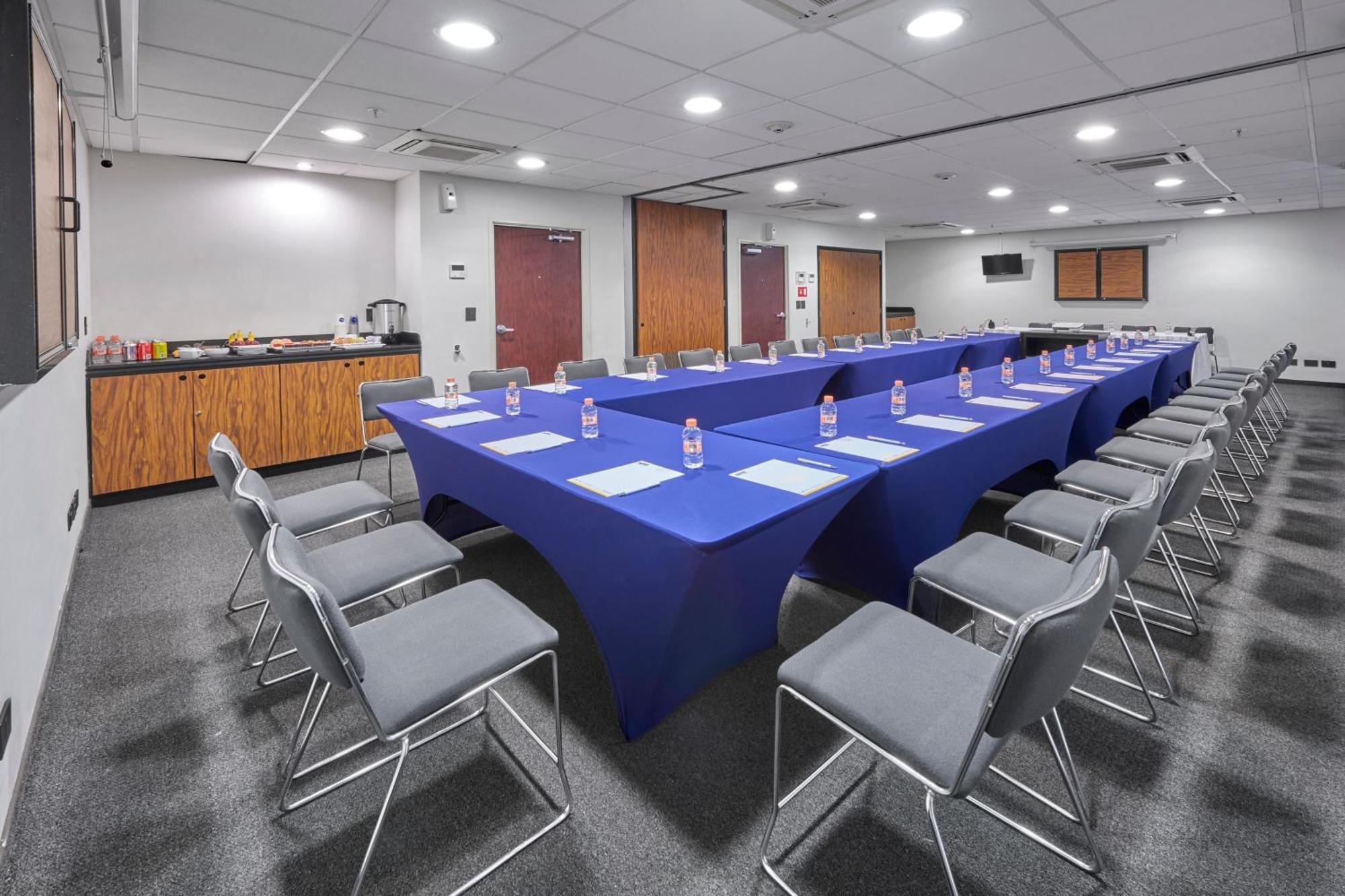 City Express Junior By Marriott Puebla Finsa מראה חיצוני תמונה