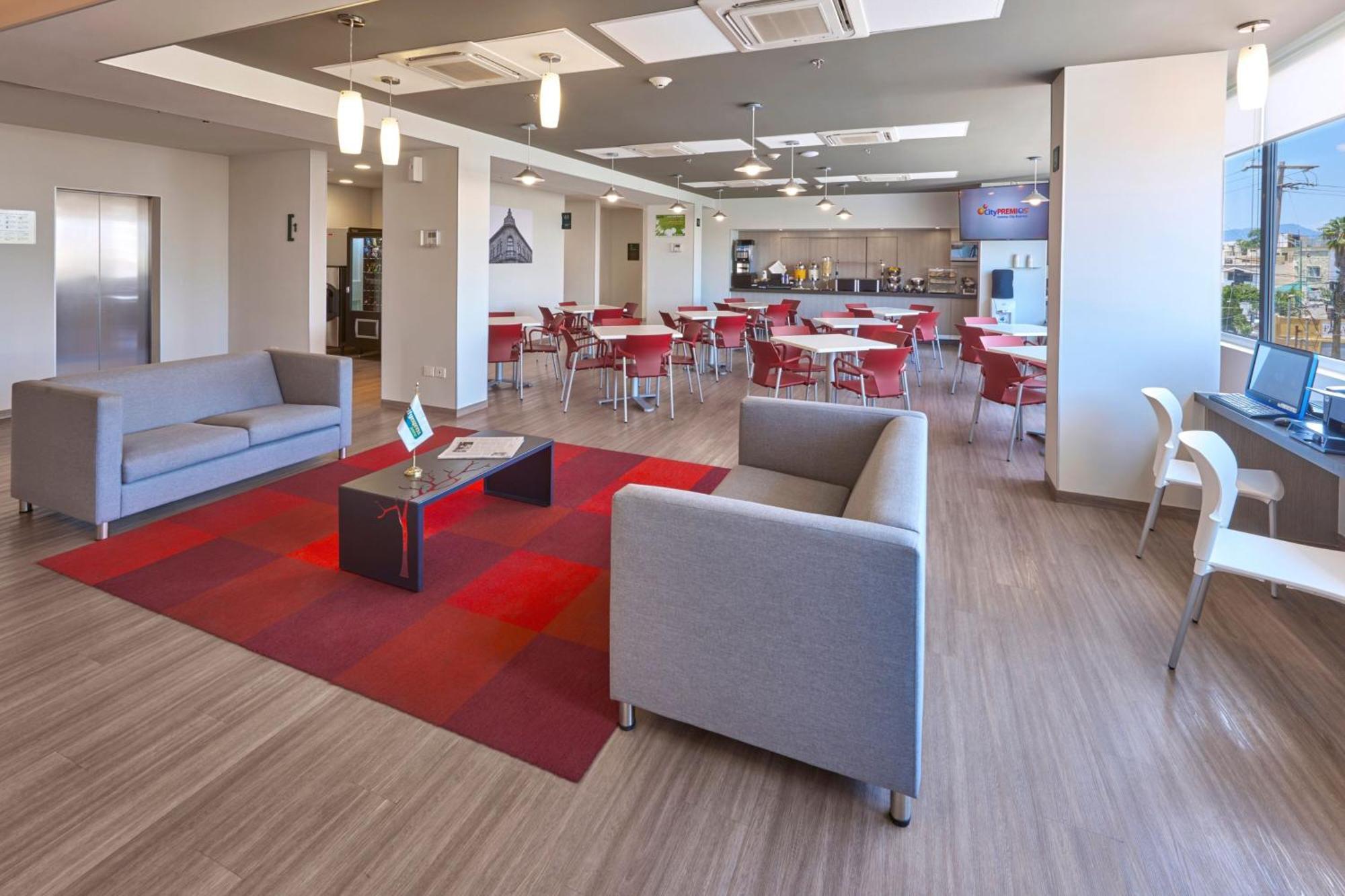 City Express Junior By Marriott Puebla Finsa מראה חיצוני תמונה