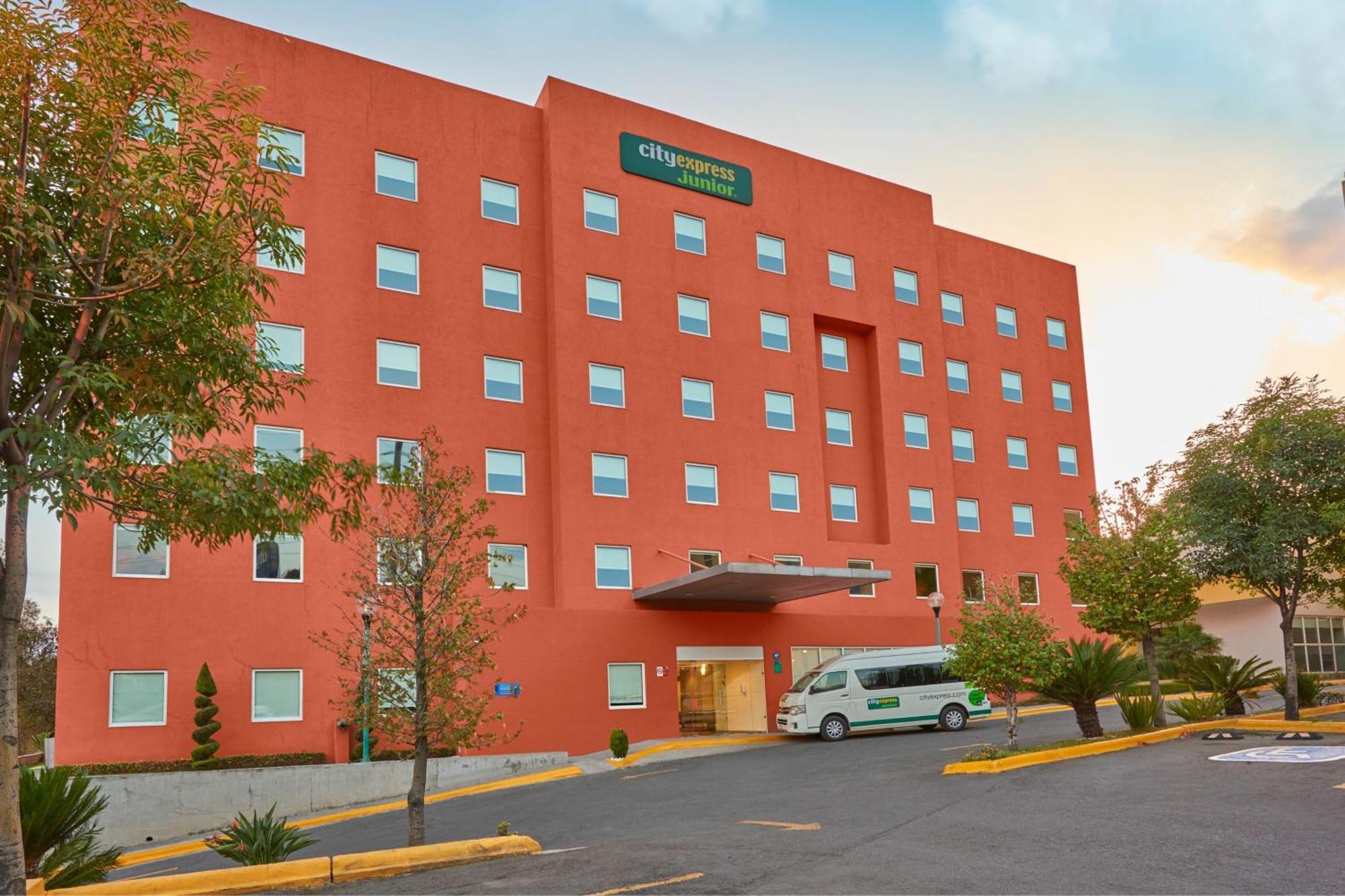 City Express Junior By Marriott Puebla Finsa מראה חיצוני תמונה