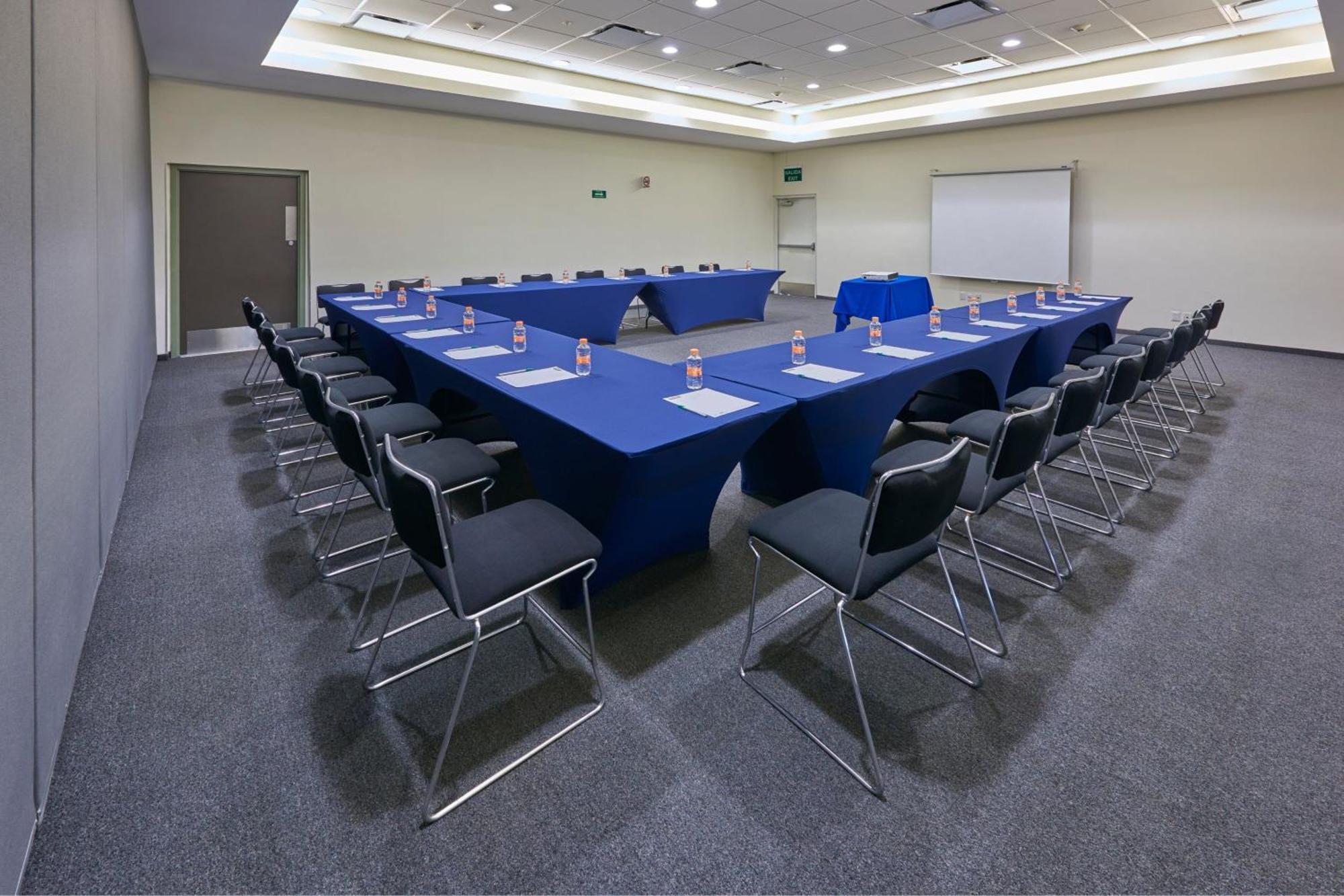 City Express Junior By Marriott Puebla Finsa מראה חיצוני תמונה