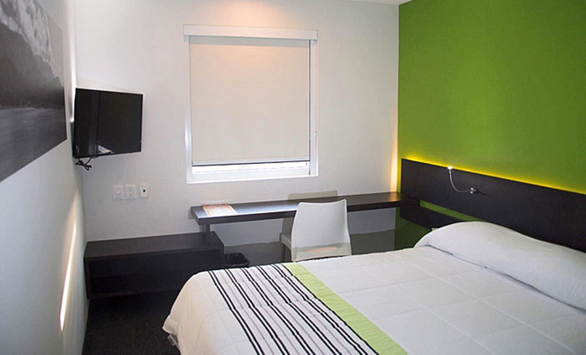 City Express Junior By Marriott Puebla Finsa מראה חיצוני תמונה